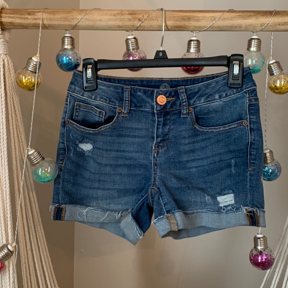 3/$15 Sonoma- Jr 3- Bluejean midi distressed shorts.